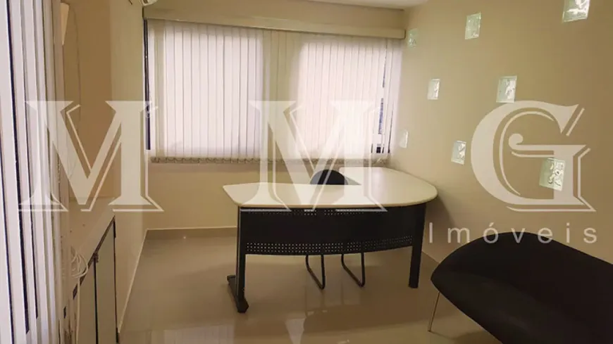 Foto do imóvel - Imóvel comercial à venda mobiliado com 1 quarto, 2 banheiros e 1 vaga na garagem próximo ao.