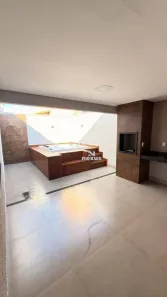 Casa com 4 Quartos à venda, 200m² no Jardim Patrícia, Uberlândia