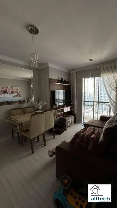 Foto do imóvel - Apartamento à venda com 2 quartos, 1 banheiro, 1 vaga e varanda em
