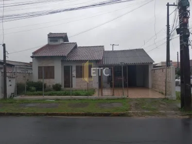 Casa com 2 Quartos para alugar, 90m² no Olaria, Canoas