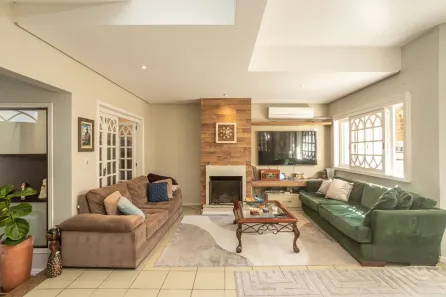 Casa com 4 Quartos à venda, 271m² no Igara, Canoas