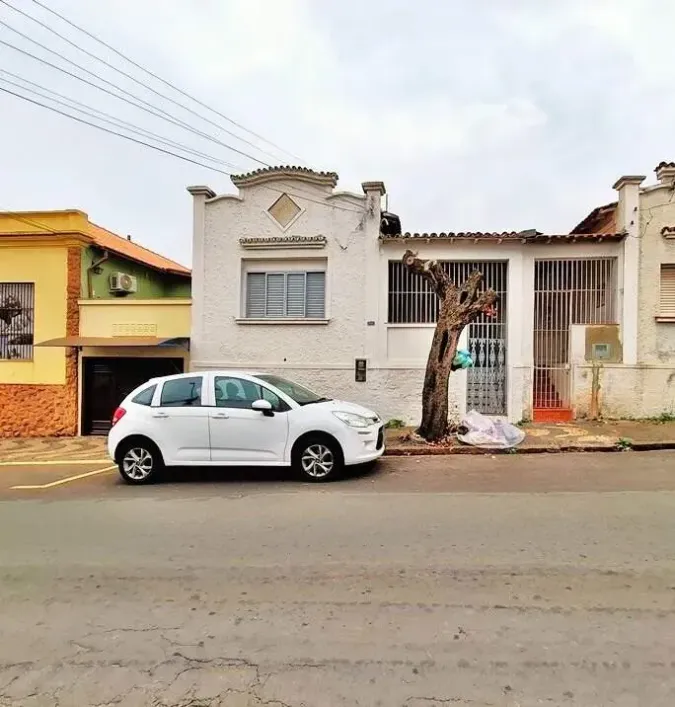 Foto do imóvel - Casa para alugar com 3 quartos, 1 banheiro, área útil de 113 m², quintal e área de serviço em
