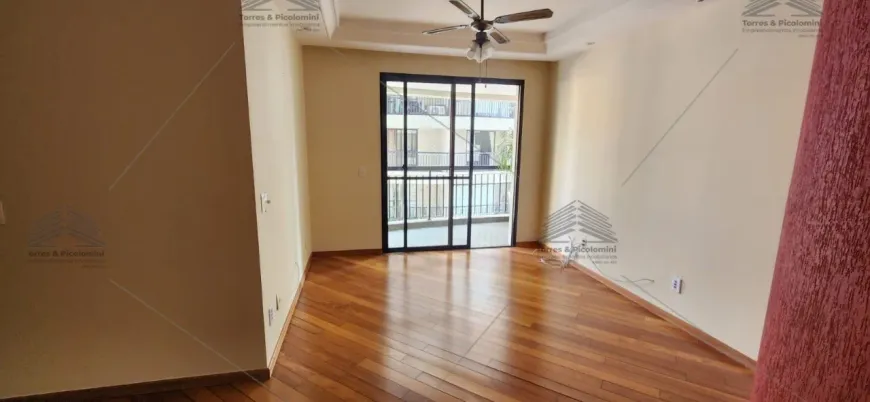 Foto do imóvel - Apartamento para alugar com 3 quartos, 1 suíte, varanda, 2 vagas na garagem e aceita animais em