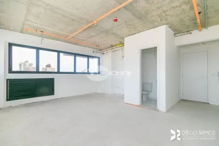 Conjunto Comercial / Sala à venda, 44m² no Vila Assunção, Santo André