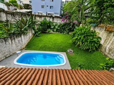 Casa com 4 Quartos à venda, 580m² no Cacupé, Florianópolis