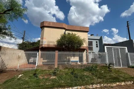 Sobrado com 7 Quartos à venda, 254m² no Canadá, Cascavel