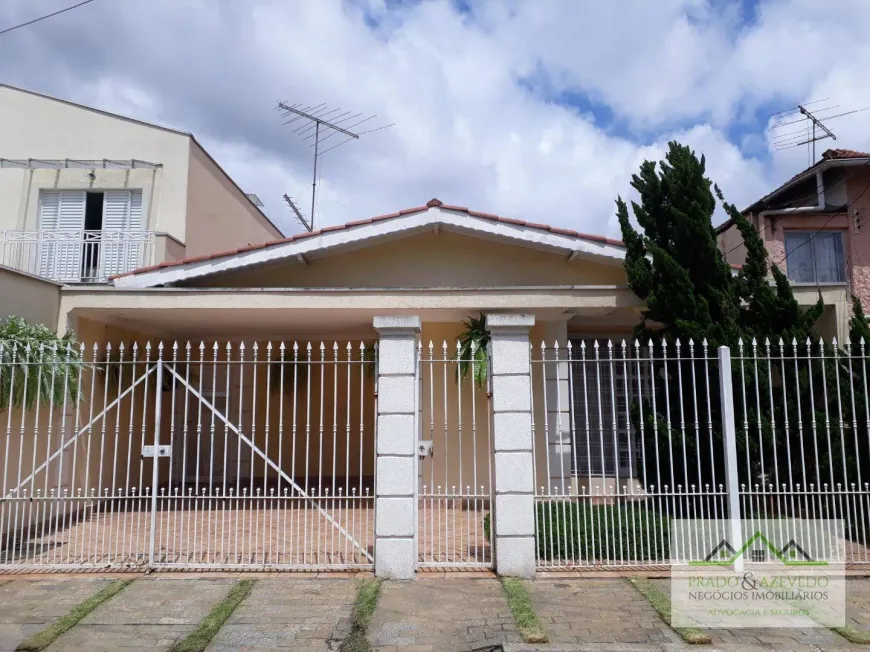 Foto do imóvel - Casa à venda com 4 quartos, 2 suítes, 220 m², 3 banheiros e 2 vagas próximo ao Metrô São Paulo.