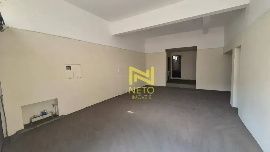 Foto do imóvel - Imóvel comercial à venda com 4 quartos, 3 banheiros, 4 vagas na garagem e aceita animais em