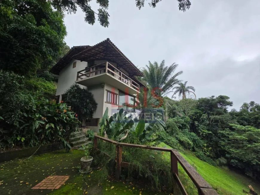 Foto do imóvel - Casa para alugar com 220 m², 3 quartos, 3 banheiros, 4 vagas