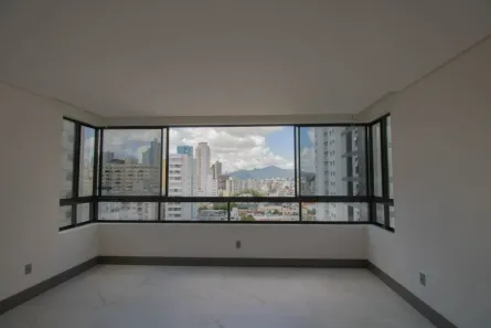 Apartamento com 3 Quartos à venda, 130m² no Centro, Balneário Camboriú