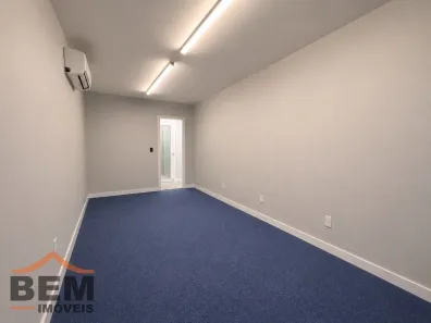 Conjunto Comercial / Sala para alugar, 20m² no Centro, Itajaí