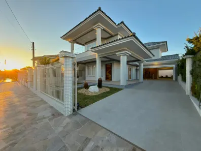 Casa com 3 Quartos à venda, 260m² no Capão da Canoa, Capão da Canoa