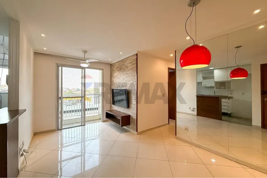 Foto do imóvel - Apartamento à venda com 3 quartos, 1 suíte, 58 m² e 1 vaga na garagem próximo à Estação Del.
