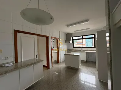 Apartamento com 3 Quartos à venda, 220m² no Centro, Florianópolis
