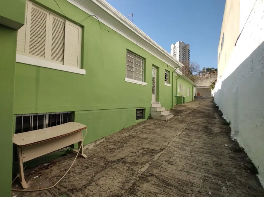 Foto do imóvel - Casa à venda com 2 quartos, 2 banheiros, 110 m² e 5 vagas na garagem em