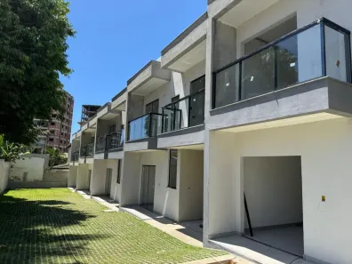Casa com 3 Quartos à venda, 124m² no Centro, Lauro de Freitas
