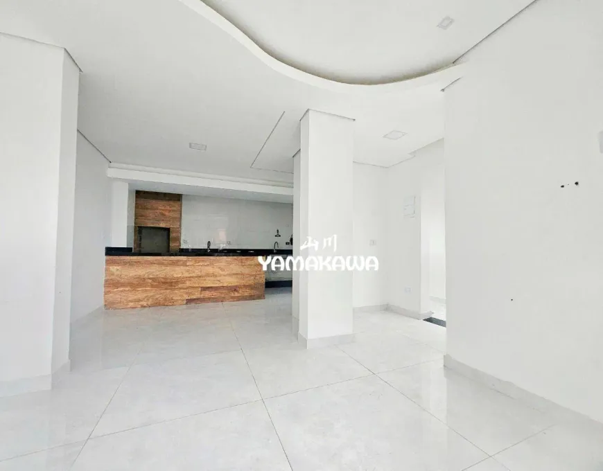 Foto do imóvel - Sobrado à venda com 3 quartos, 1 suíte, 1 banheiro, 83 m², aceita animais e varanda em