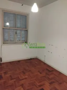 Apartamento com 2 Quartos para alugar, 43m² no Centro, Petrópolis