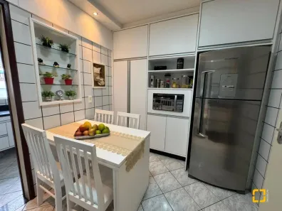 Apartamento com 3 Quartos à venda, 109m² no Bom Abrigo, Florianópolis