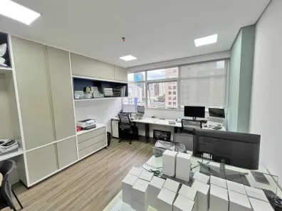 Conjunto Comercial / Sala à venda, 25m² no Savassi, Belo Horizonte