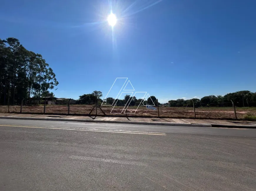 Foto do imóvel - Terreno residencial disponível para aluguel com 11000 m² em