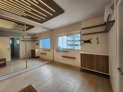 Apartamento com 2 Quartos para alugar, 74m² no Centro, Florianópolis