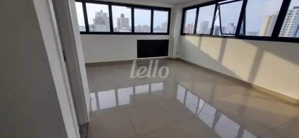 Conjunto Comercial / Sala à venda, 43m² no Vila Assunção, Santo André