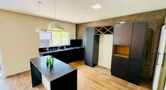 Casa de Condomínio com 3 Quartos à venda, 230m² no Portais (Polvilho), Cajamar