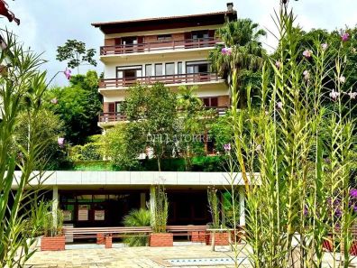 Casa de Condomínio com 8 Quartos à venda, 554m² no Carlos Guinle, Teresópolis