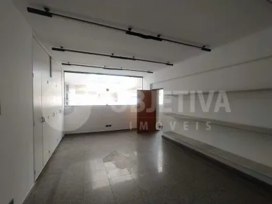 Conjunto Comercial / Sala à venda, 119m² no Centro, Uberlândia