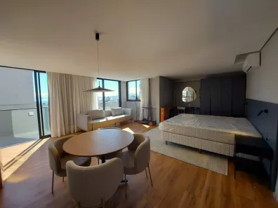 Apartamento com 1 Quarto para alugar, 80m² no Centro, Florianópolis