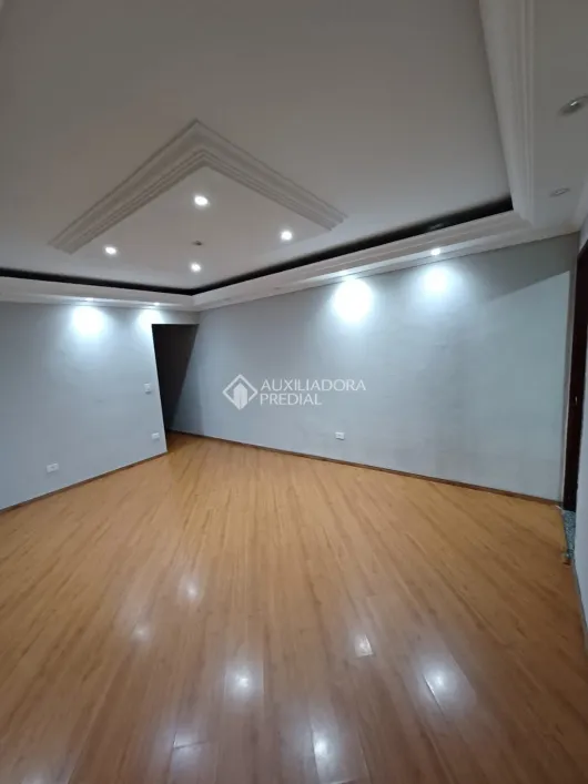 Foto do imóvel - Casa à venda com 5 quartos, 4 banheiros e 3 vagas na garagem em