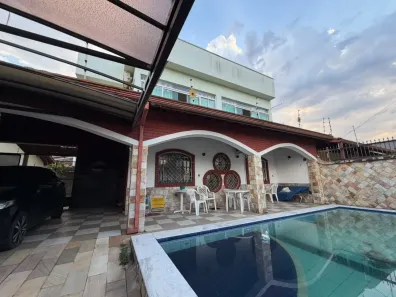 Casa com 5 Quartos à venda, 346m² no , Peruíbe