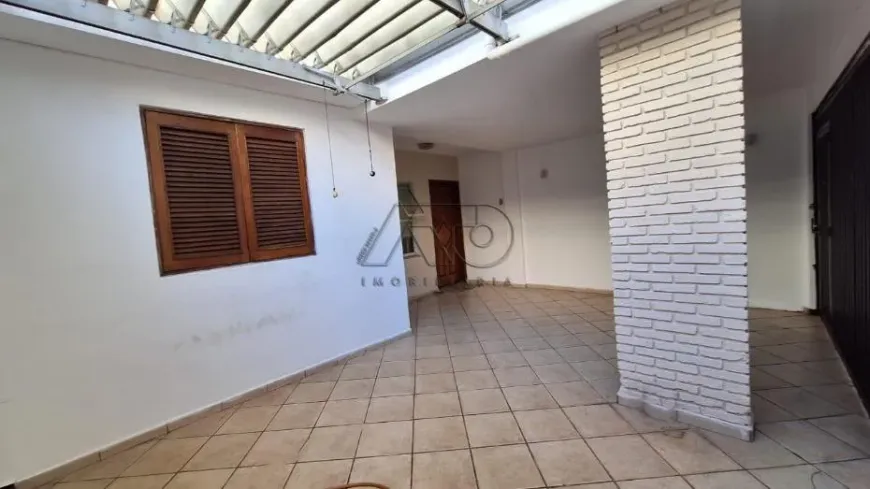 Foto do imóvel - Casa para alugar com 4 quartos, 1 suíte, 150 m², 2 banheiros e 2 vagas na garagem em