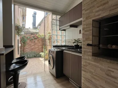 Sobrado com 4 Quartos à venda, 91m² no Centro, Canoas