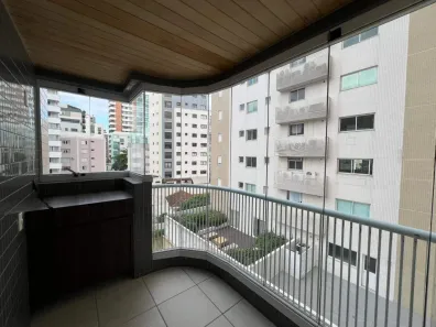 Apartamento com 2 Quartos para alugar, 65m² no Centro, Florianópolis