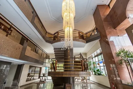 Conjunto Comercial / Sala à venda, 27m² no Centro, Curitiba