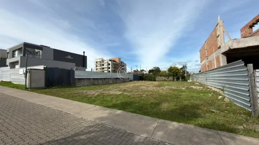 Terreno / Lote / Condomínio à venda, 450m² no Interlagos, Caxias do Sul