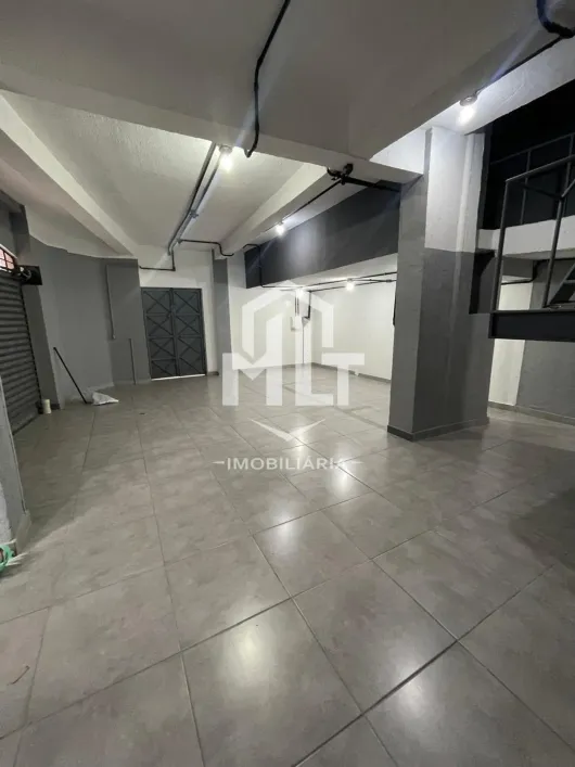 Foto do imóvel - Ponto comercial/Loja/Box para alugar com 140 m², 1 quarto, 2 banheiros