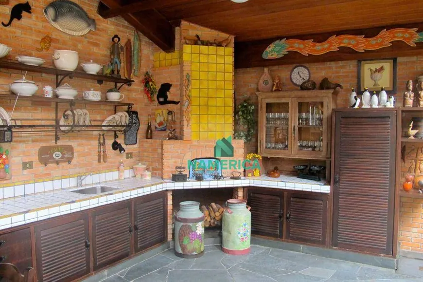 Foto do imóvel - Casa com 7 Quartos à venda, 579m²