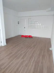 Conjunto Comercial / Sala à venda, 31m² no Vila Guaianazes, São José dos Campos