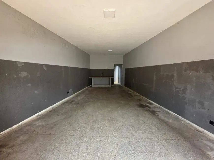 Foto do imóvel - Ponto comercial/Loja/Box para alugar com 30 m², 1 banheiro, 1 vaga