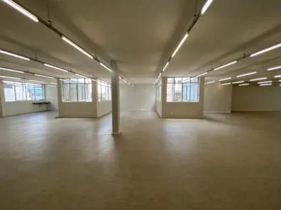 Conjunto Comercial / Sala para alugar, 366m² no Centro, Belo Horizonte