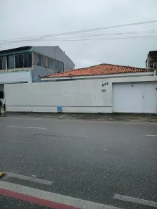 Casa com 3 Quartos à venda, 180m² no Montese, Fortaleza