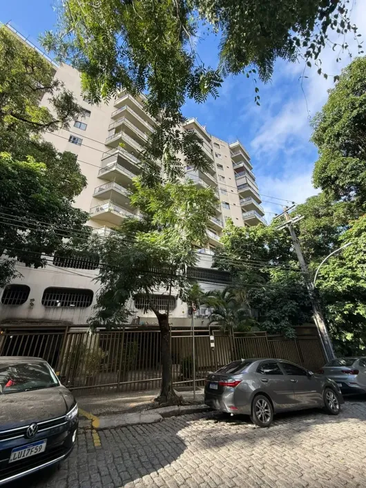 Foto do imóvel - Apartamento para alugar com 1 quarto, 1 suíte, 1 vaga na garagem e 60 m² em