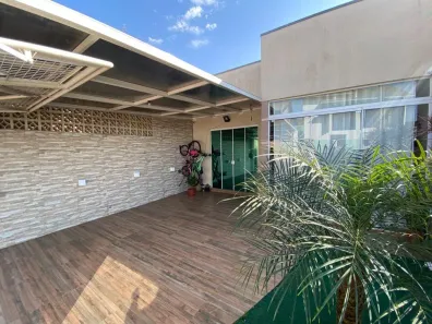 Casa com 3 Quartos para alugar, 80m² no Efapi, Chapecó