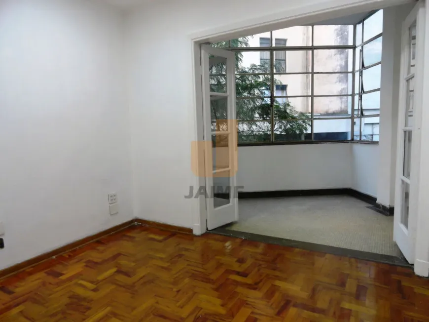 Foto do imóvel - Imóvel comercial à venda de 118 m² com 3 banheiros, próximo ao Metrô Anhangabaú em
