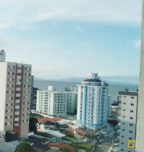 Apartamento com 2 Quartos à venda, 92m² no Barreiros, São José