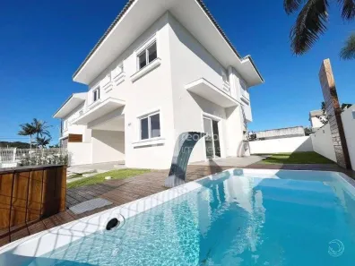 Casa com 3 Quartos à venda, 215m² no Daniela, Florianópolis