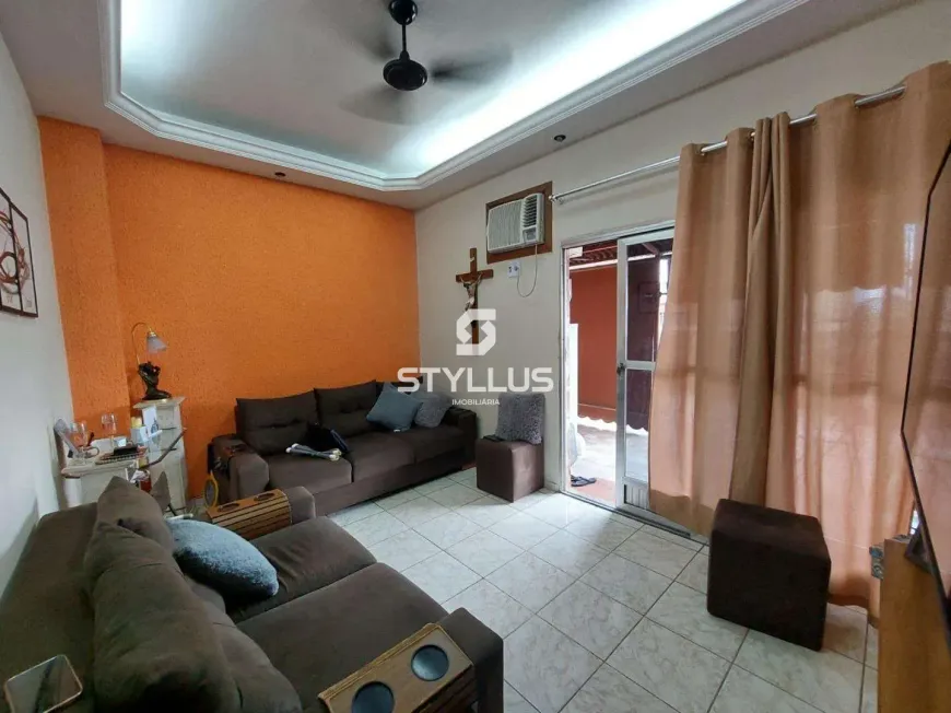 Foto do imóvel - Cobertura à venda com 3 quartos, 1 suíte, 114 m², 4 banheiros e 1 vaga na garagem em